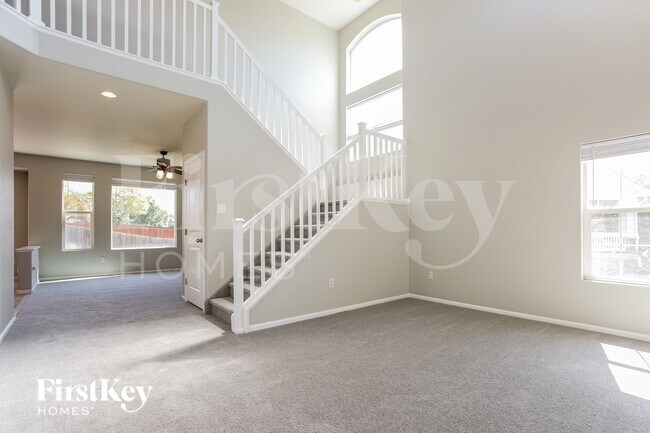 Photo - 10634 Lewiston St