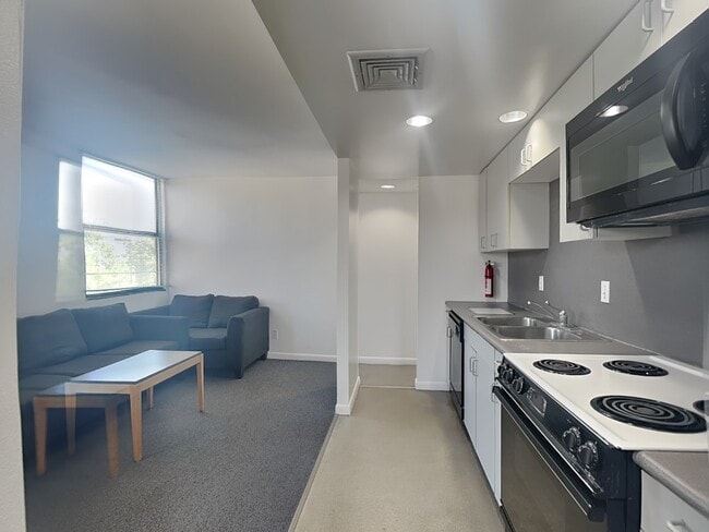 56 E Daniel St Unit C1