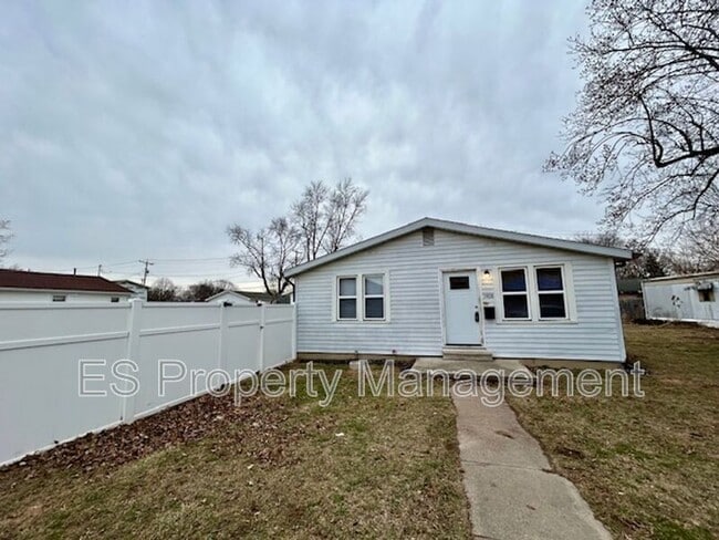 Photo - 1408 Holland St