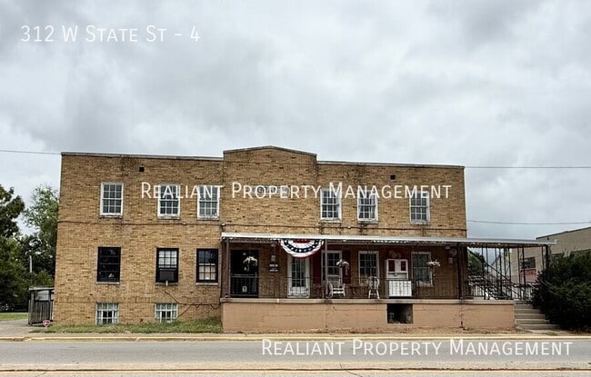Building Photo - 312 W State St Unit 4 Rental
