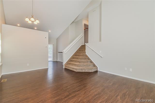 Photo - 4790 Findon Pl