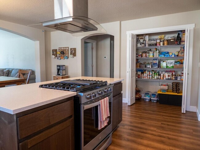 Photo - 612 NW 25th St