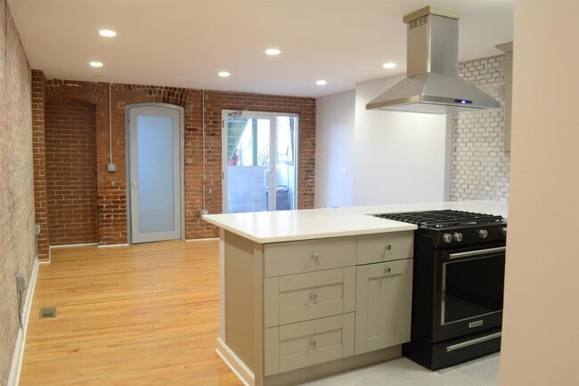 Photo - 1211 Palisade Ave Unidad Apt 1