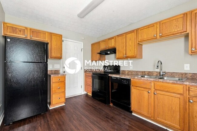 3 Bedroom Pet-Friendly Home in Ellenwood, GA with Main Street Renewal
