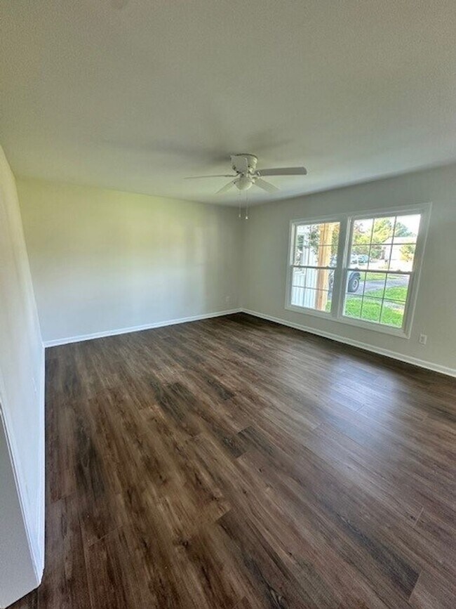 Photo - Centrally Located House