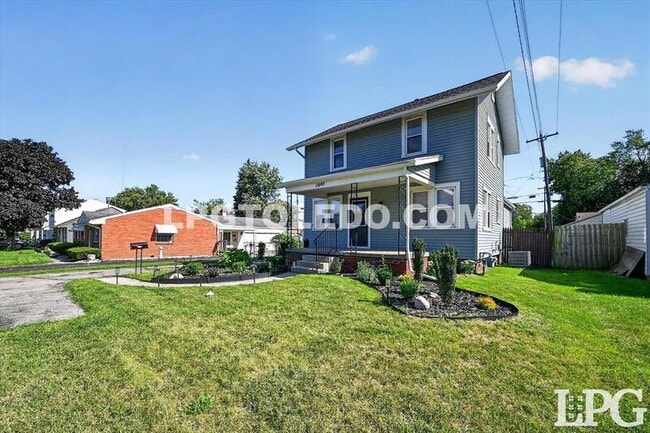2849 W Laskey Rd