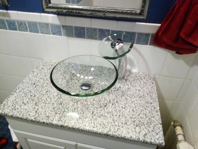 Photo - 220 Ontario St