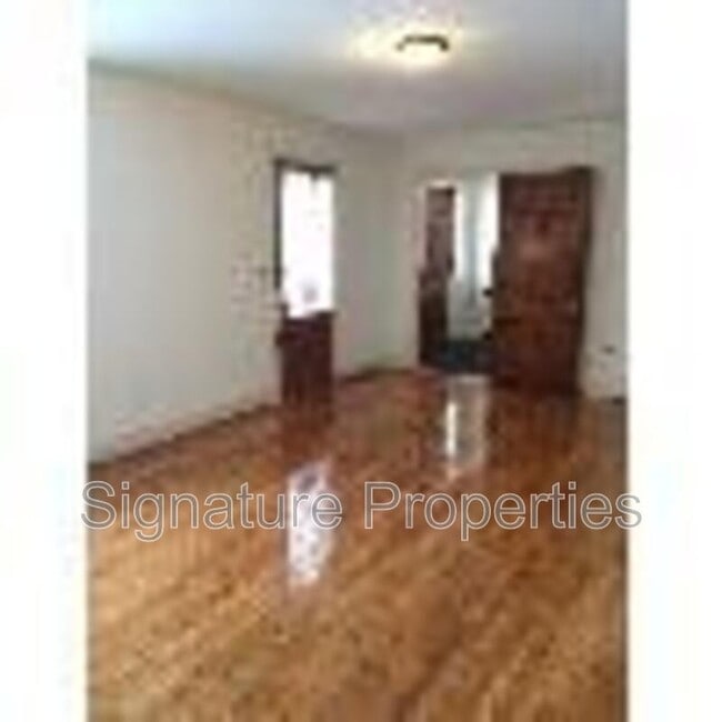 Photo - 534 Logan St Unit Apt 1