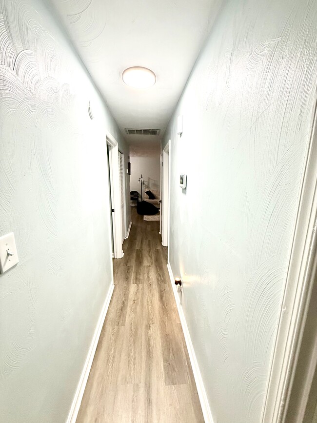 Photo - 123 Poplar Ave