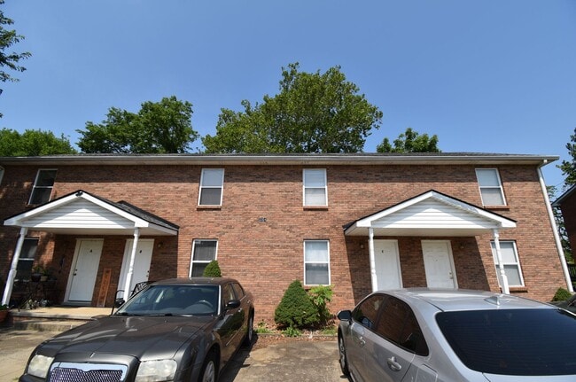 Building Photo - 3264 Tower Dr Unit C