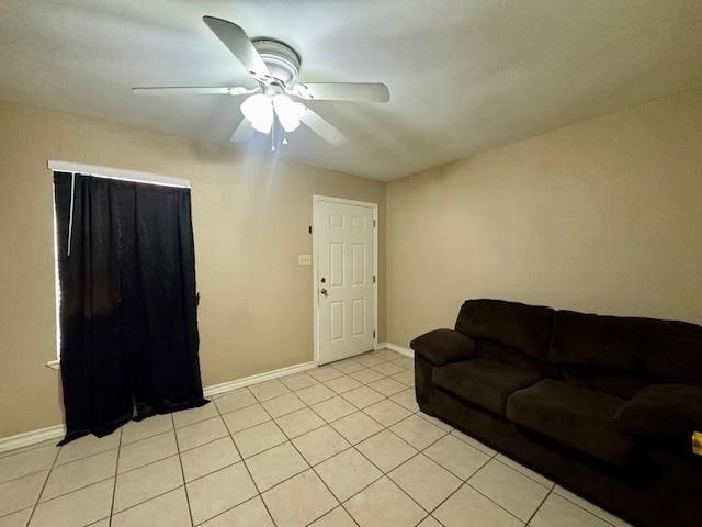 Photo - 1305 Tilden Ave Unidad 8