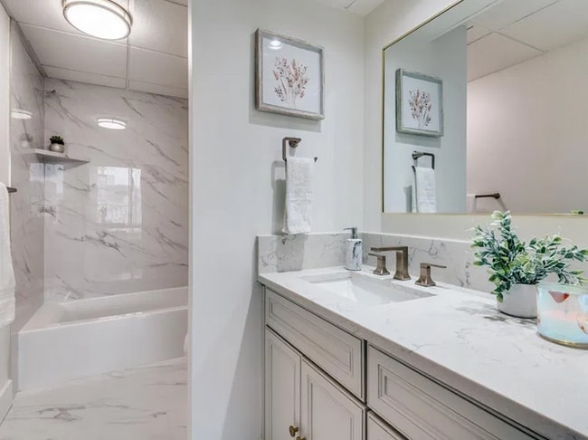 Photo - 3310 Fairmount St Unidad ID27719