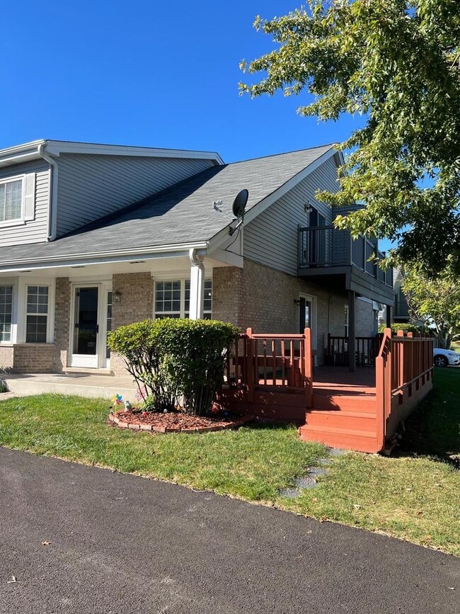 Photo - 3496 Willowview Ct Unit 3496