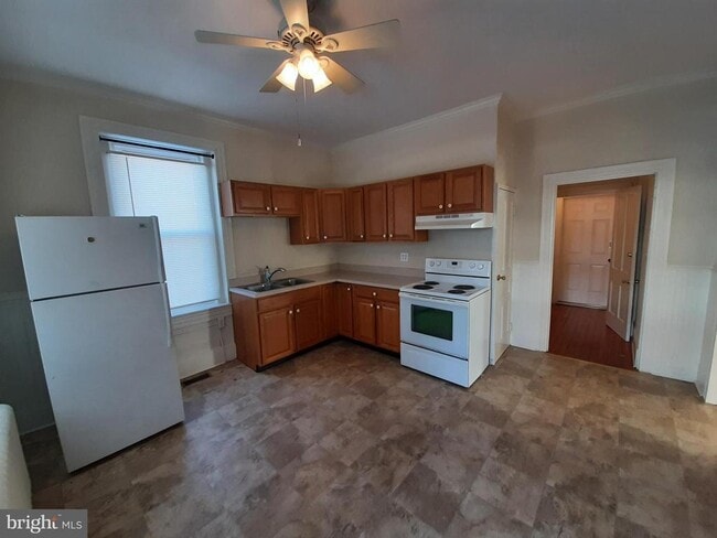 Photo - 553 N Loudoun St Unit 1