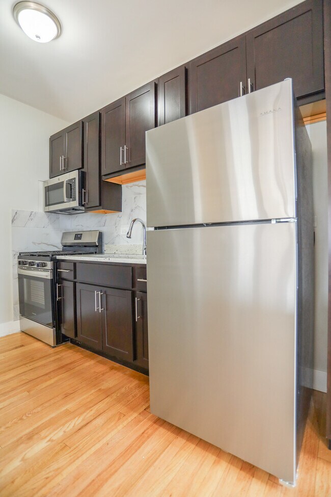 Photo - 2712 N Milwaukee Ave Unit 209