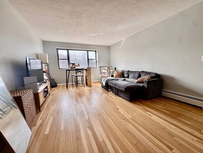 Photo - 97 Spring St Unidad C5