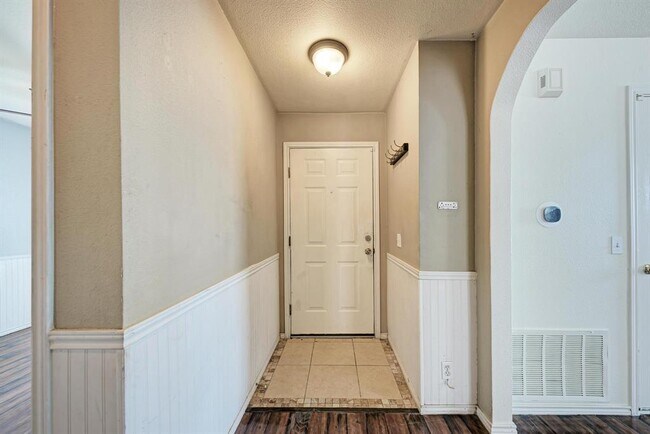 Photo - 14910 Mossycup Ln