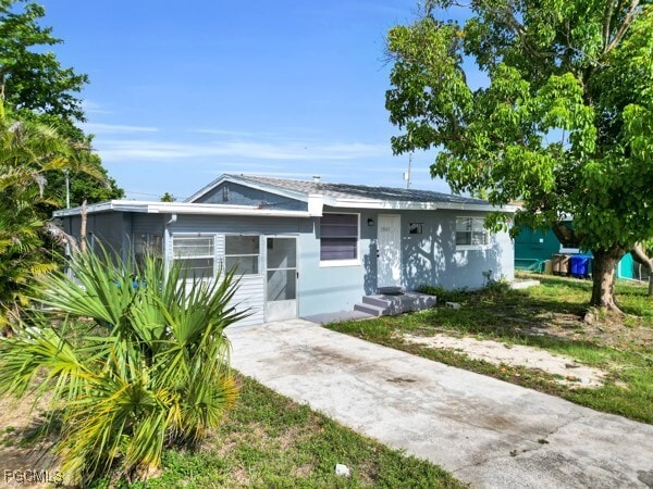 Building Photo - 3847 Maxine St Rental
