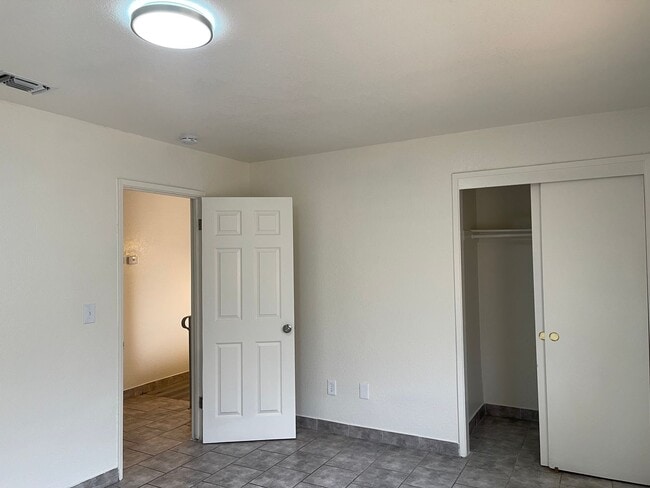 Photo - 814 Wallace St Unit #2