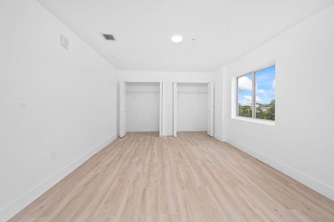 Photo - 32 NW 14th Ave Unit 4