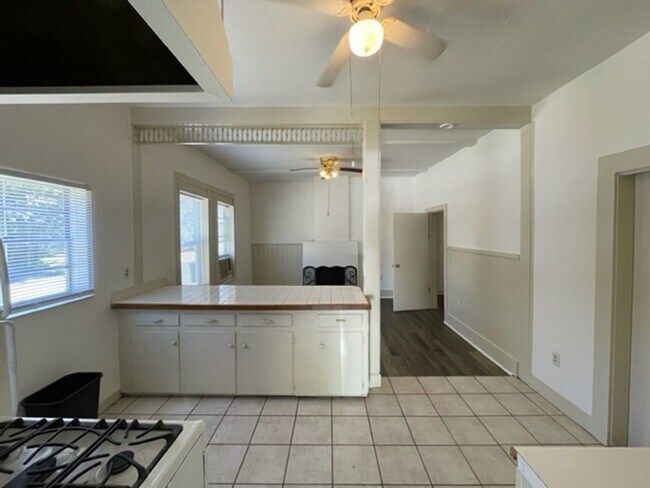 Photo - Large One Bedroom In Duck Pond Available in August!!!!