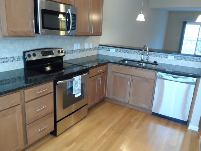 Photo - 5308 Reserve Cir Rental