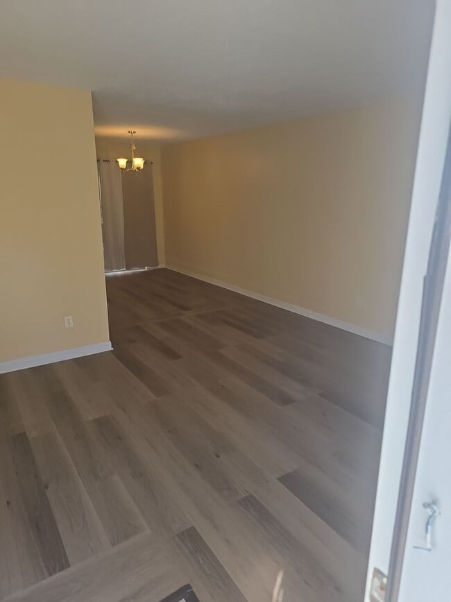 Photo - 2 Bed 1.5 bath townhouse