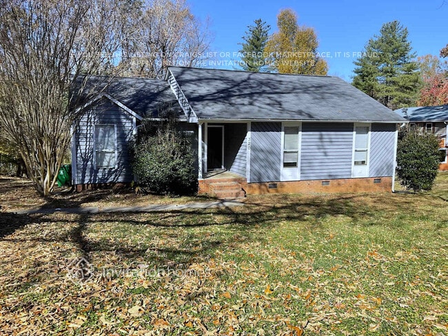 Building Photo - 320 Wilby Dr