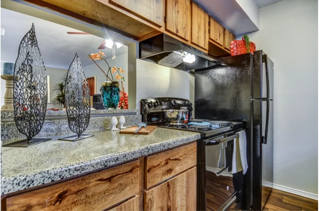 dfshdhdfdf.PNG - Lost Creek Ranch Apartments