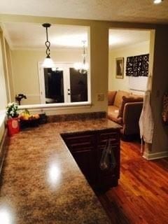 2449 Woodhill Ln