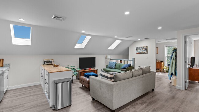 Photo - 120 Pitman St Unidad 3