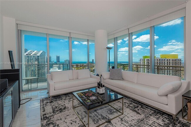 Photo - 92 SW 3rd St Condo Unit 4605