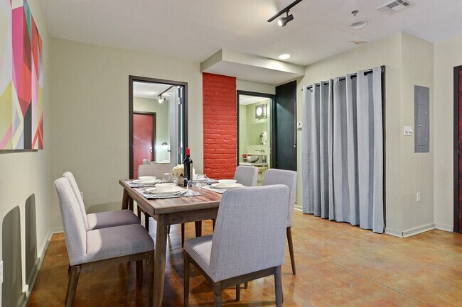 Photo - 1041 Constance St Unit ID1265375P