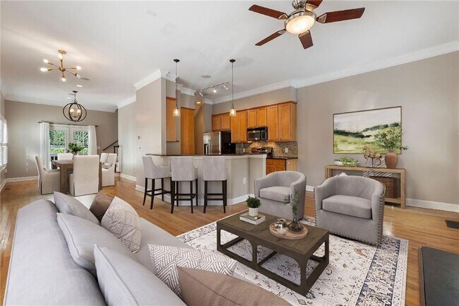 Photo - 267 Carlyle Park Dr