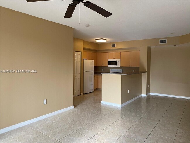 Photo - 8060 N Nob Hill Rd Unit 203