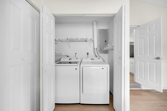 Photo - 299 NW 43rd St