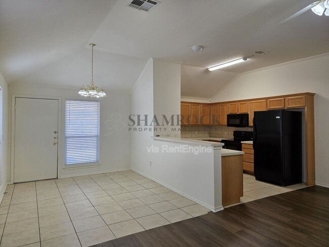 Photo - 10201 Lilac Ln