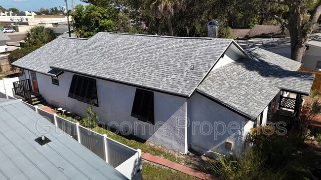 Photo - 2635 Arnold St