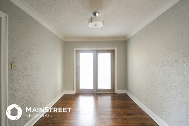 Photo - 148 S Holmes St