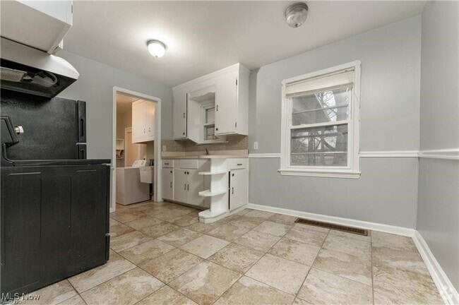 Building Photo - 24339 Elm Rd Rental