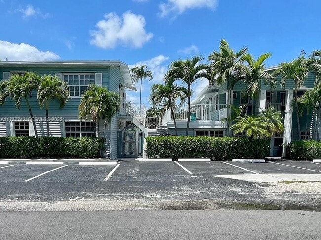 Photo - 65 NE 24th St Unit 65 B