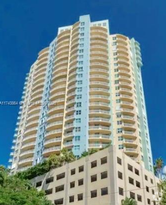 Building Photo - 2475 Brickell Ave Unit # 2408 Rental