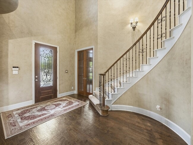 11076 Brighton Ln