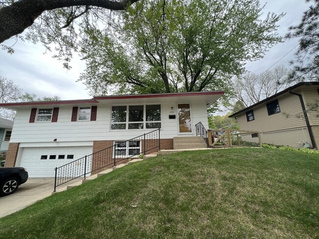 Photo - 2402 12th Ave NW