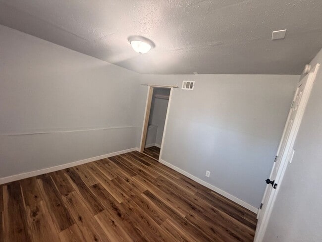 Photo - 1335 Crescent Ave