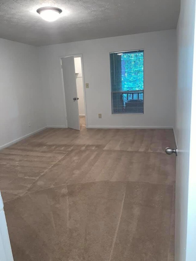 The Villas of East Cobb Apartments For Rent in Marietta, GA