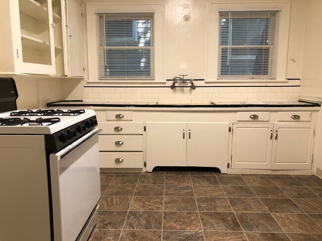 Photo - 2218 H St Unidad 00