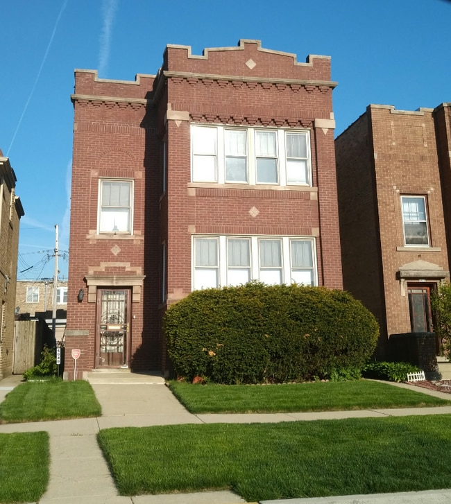 Building Photo - 5040 N Parkside Ave Rental