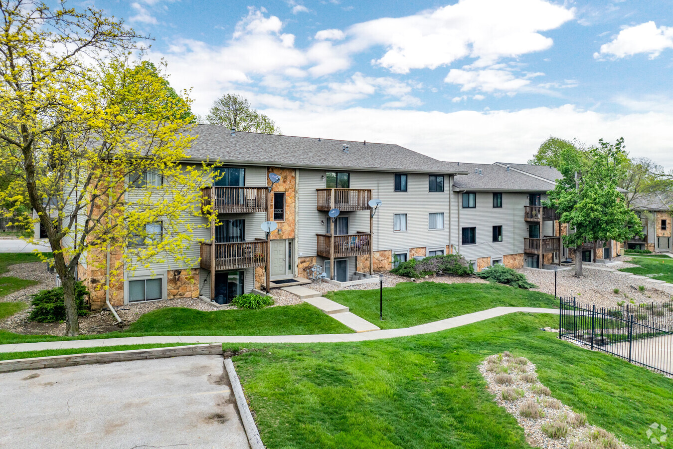 Photo - Aspen Ridge Condominiums
