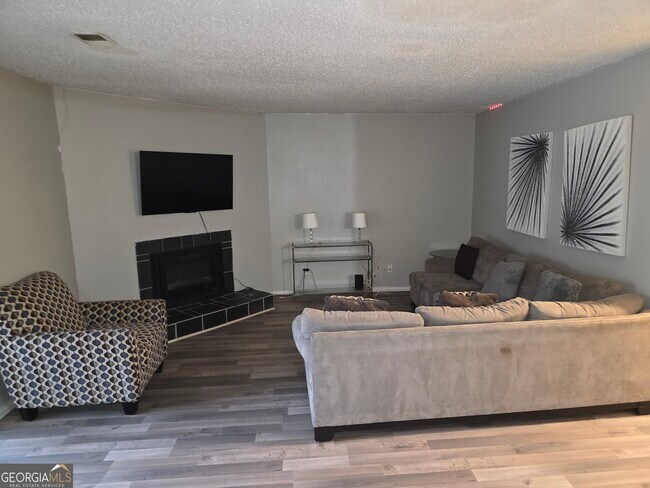 Photo - 2168 Palmyra Dr